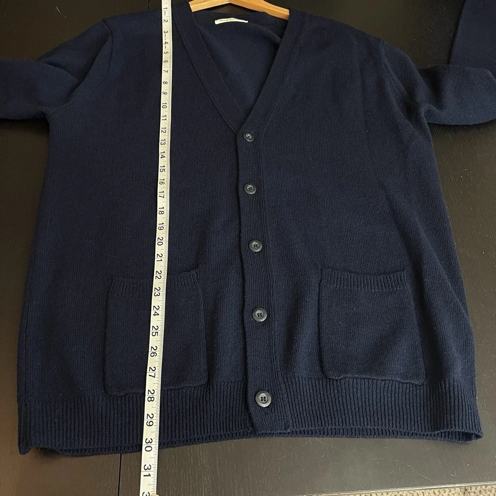 WoolOvers‎ Mens Lambswool V Neck Cardigan Size Large Navy Preppy Classic *FLAW*